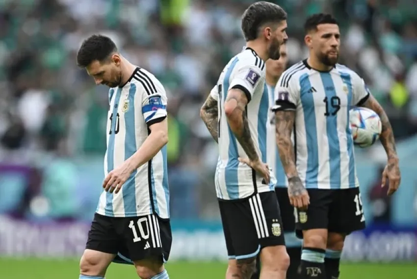 SE TERMINÓ EL INVICTO PARA LA SELECCIÓN ARGENTINA: EN QUÉ LUGAR QUEDÓ SU RÉCORD HISTÓRICO