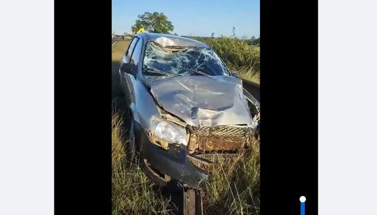 UN JOVEN MURIÓ TRAS EL CHOQUE DE UNA MOTOCICLETA Y UN AUTO