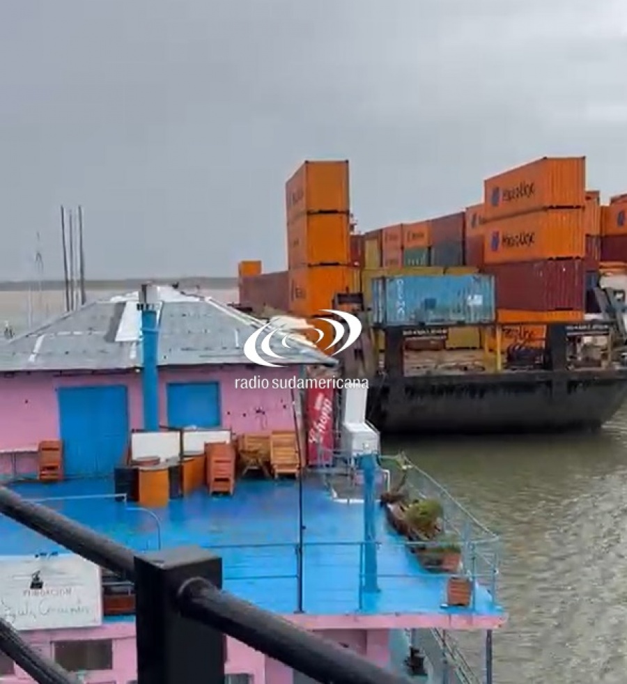 SUSTO: ANCLA DE BARCAZA PROVOCÓ EL MOVIMIENTO DEL CENTRO CULTURAL